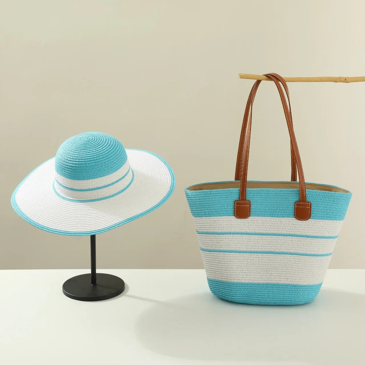 Set chapeau & sac paille bleu été 2025