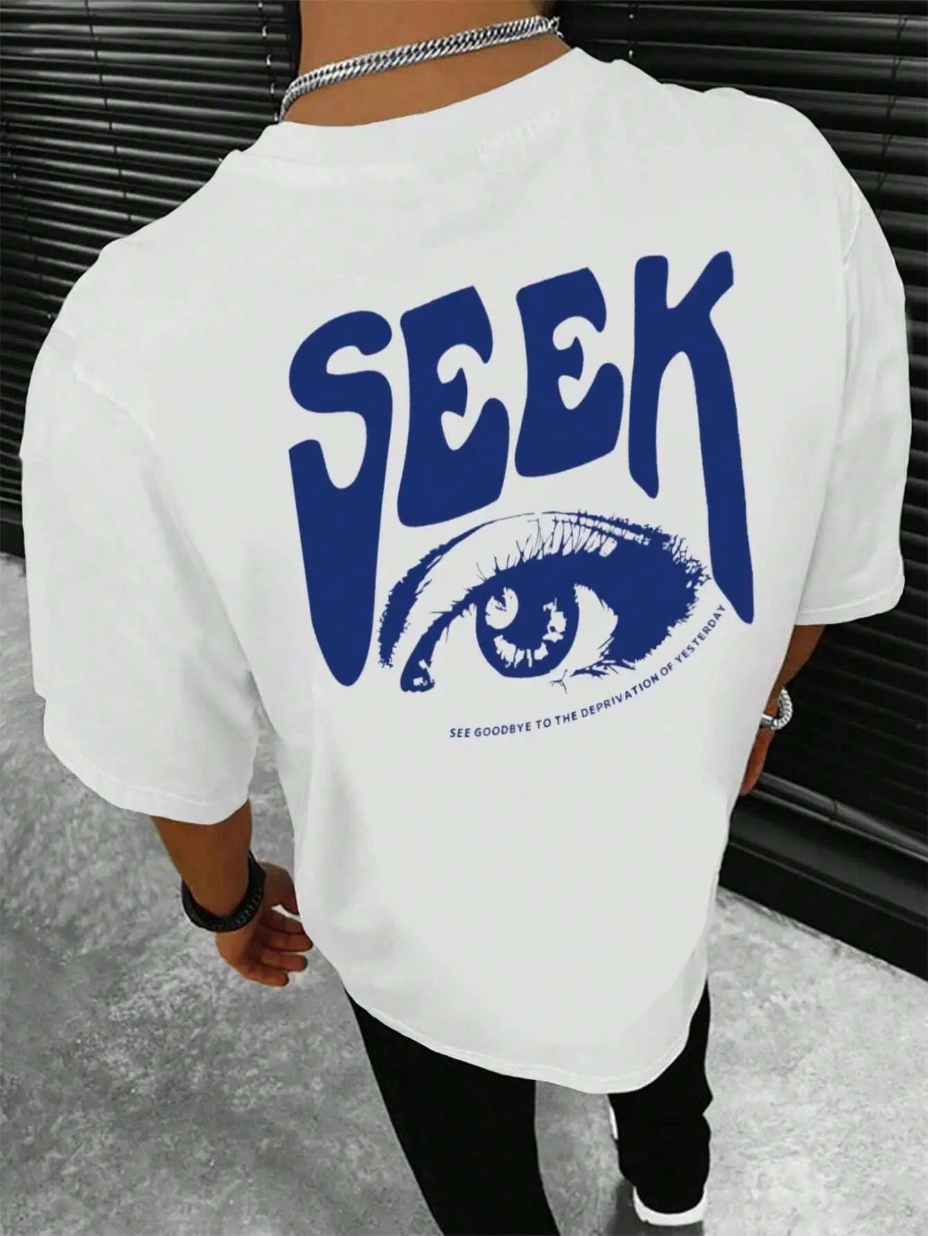 Tee-Shirt Seek Anticipated