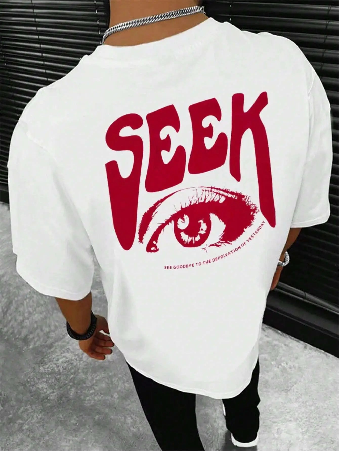 Tee-Shirt Seek Anticipated